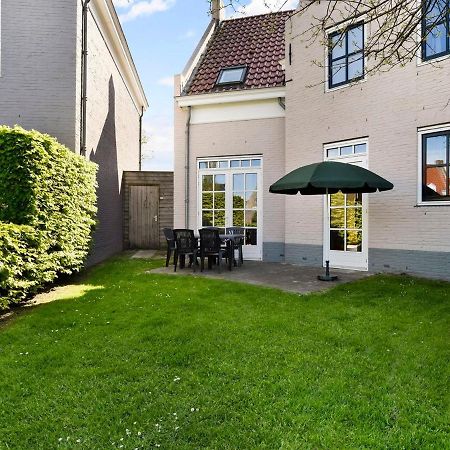 Luxury 4-Person Residence In The Holiday Park Landal Esonstad Anjum 外观 照片