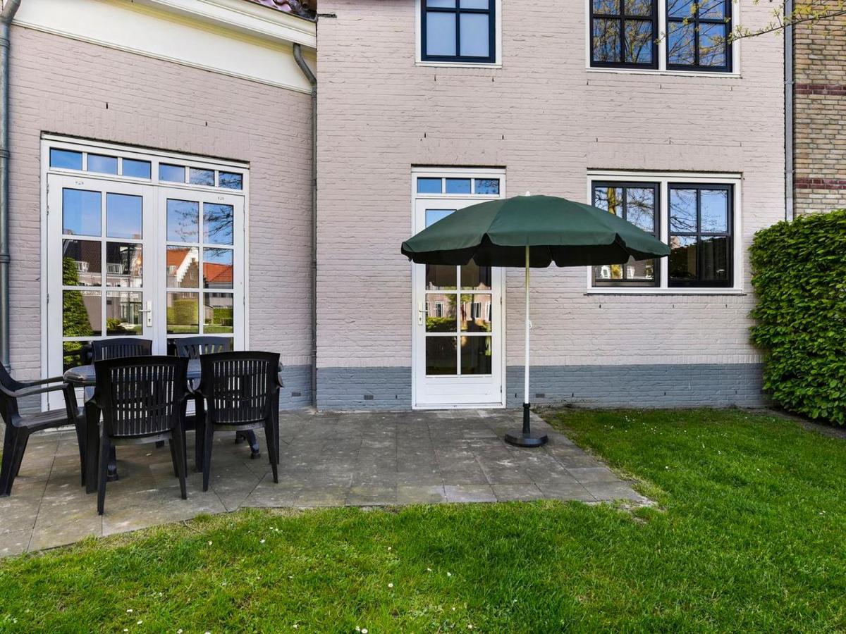 Luxury 4-Person Residence In The Holiday Park Landal Esonstad Anjum 外观 照片