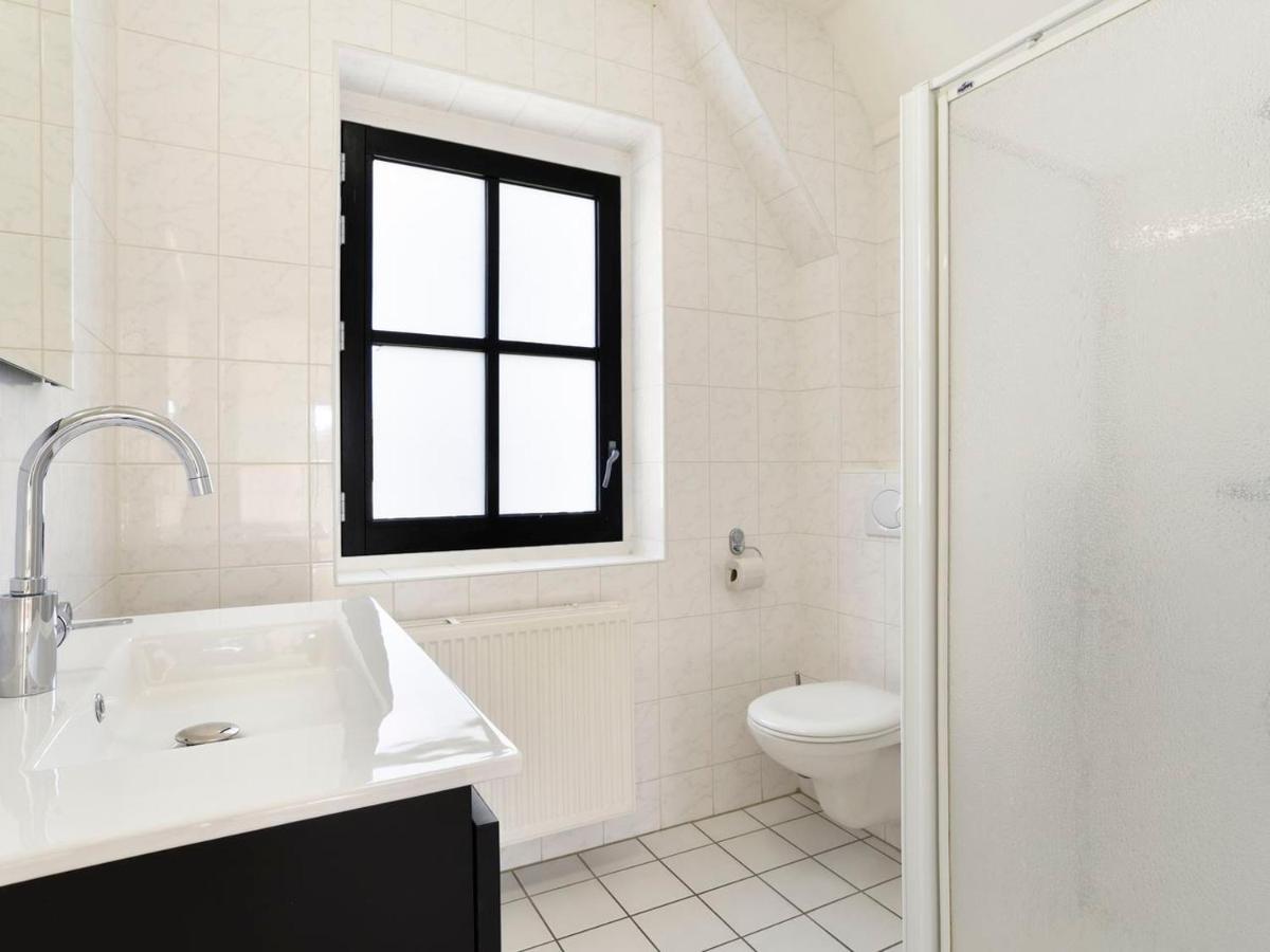 Luxury 4-Person Residence In The Holiday Park Landal Esonstad Anjum 外观 照片