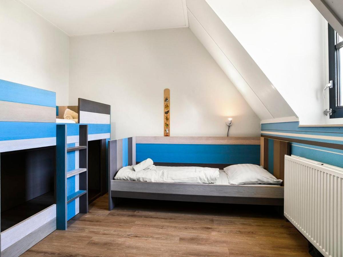 Luxury 4-Person Residence In The Holiday Park Landal Esonstad Anjum 外观 照片